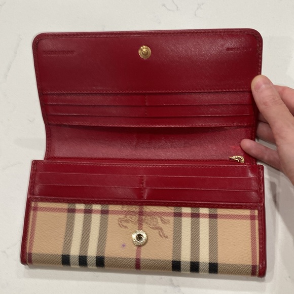 Burberry check red leather continental wallet - Picture 4 of 14